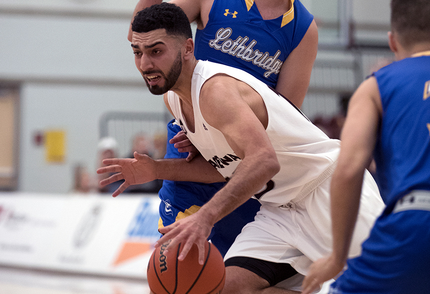 Ali Raza, seen in action against Lethbridge last weekend, led the Griffins with 20 points on Saturday (Eduardo Perez photo).