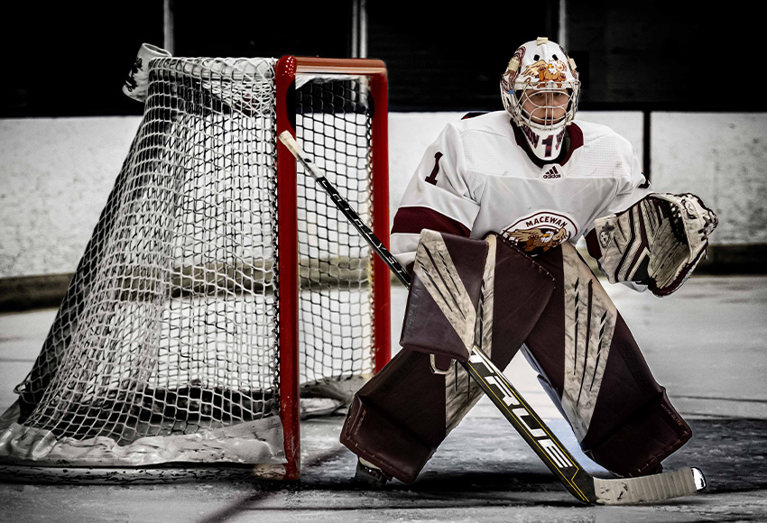 Lindsey Johnson made 35 saves - including 21 in the third period - and stopped six more in a shootout to pick up her first Canada West victory (Derek Harback photo).