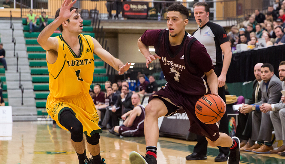 Jake Notice and the MacEwan Griffins will meet cross-town rival Alberta in a home-and-home set Jan. 25 and 27, 2018 (Nick Kuiper photo).