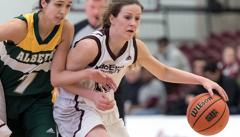 Kayla Ivicak and the MacEwan Griffins will match up against cross-town rival Alberta on Jan. 25 and 27 of the 2017-18 Canada West women's basketball season (Chris Piggott photo).