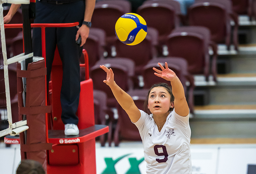 Rookie setter Payton Shimoda stood out for the Griffins with 22 assists in a 3-0 loss to Alberta on Friday (Robert Antoniuk photo).