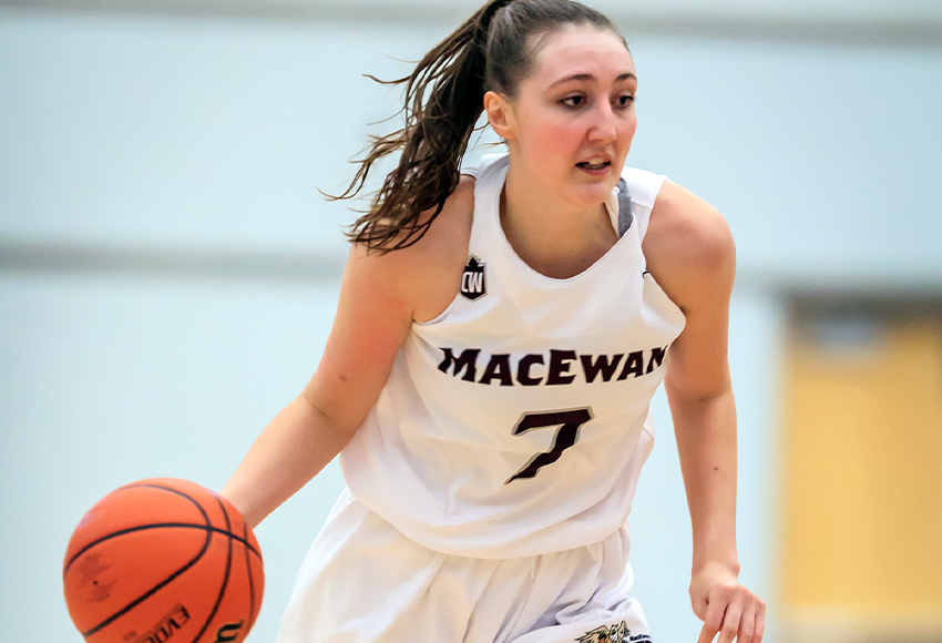 Mackenzie Farmer tied the program record for the most steals in a two-game weekend after recording 14 in a weekend split with Mount Royal University (Robert Antoniuk photo).