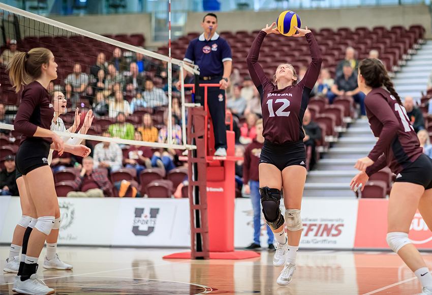 Kylie Schubert sets a ball to teammates during a match earlier this season. She tied a program record with 53 assists in Friday's 3-1 win over Saskatchewan (Robert Antoniuk photo).