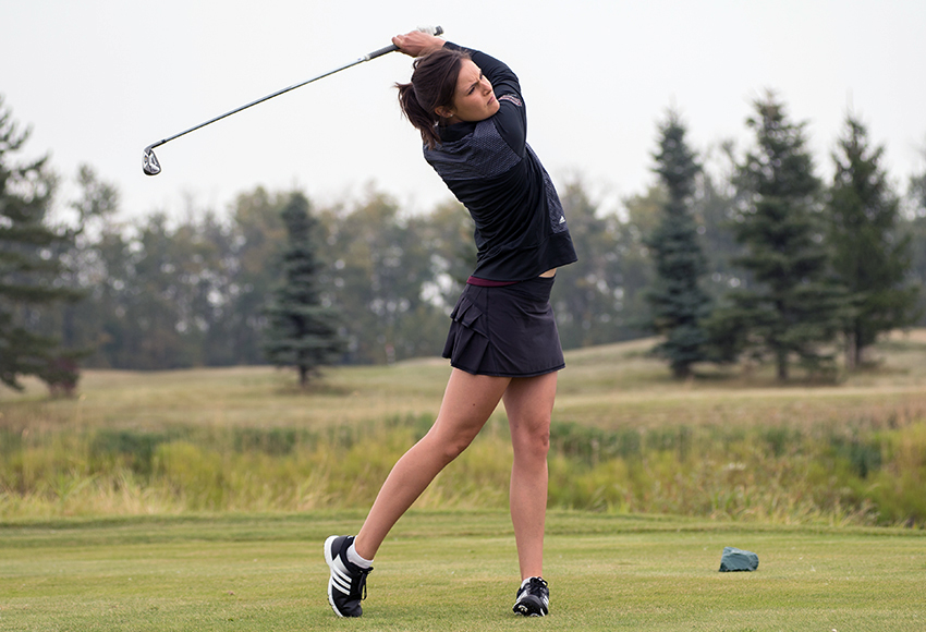 Elizabeth Stewart shot a 74 in the final round of the ACAC South Regional on Sunday to shatter the school record and win the women's individual title (Len Joudrey photo).