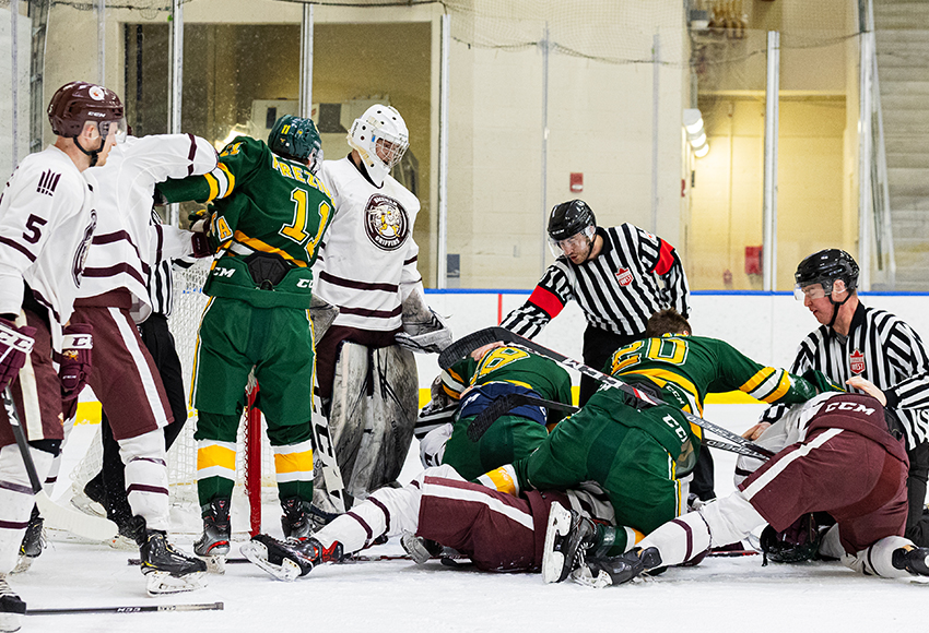 The Griffins and Golden Bears had a terrific battle on Saturday night, a game which featured a little bit of everything (Joel Kingston photo).
