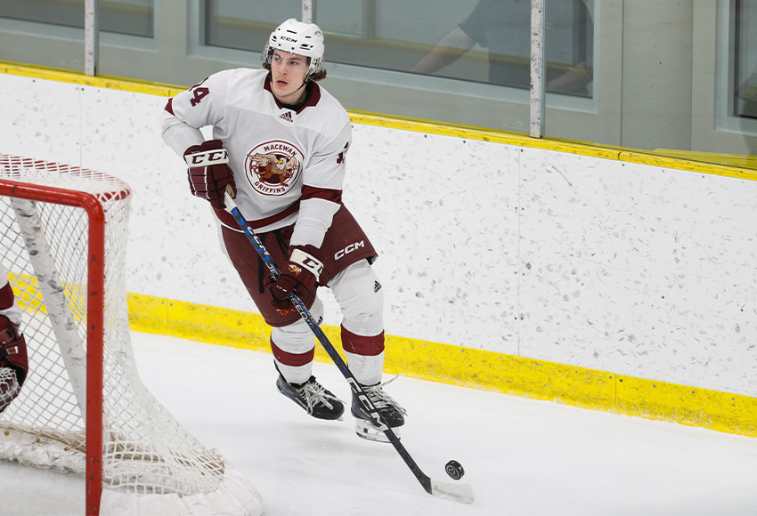 Logan Dowhaniuk scored in overtime as the Griffins won 5-4 on Saturday (Trinity Western Spartans photo).