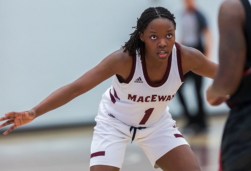 Toni Gordon recorded her first career Canada West double double with 10 points and 10 rebounds on Saturday at Manitoba (Robert Antoniuk photo).
