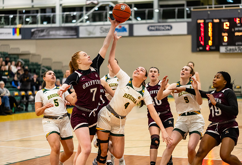 Sarah Burnell (7) led the Griffins with 12 points and nine rebounds on Friday (Sydney Wszolek photo).