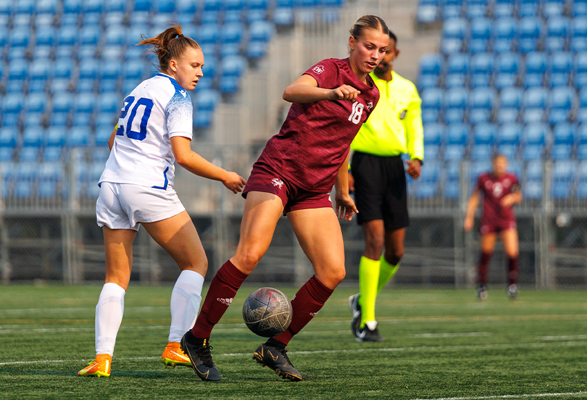Alyx Henderson and the Griffins played to a 1-1 draw with Victoria on Sept. 17 at Clarke Stadium. The teams will meet in a Canada West quarter-final match on Saturday at Clareview Field, 12 p.m. (Joel Kingston photo).