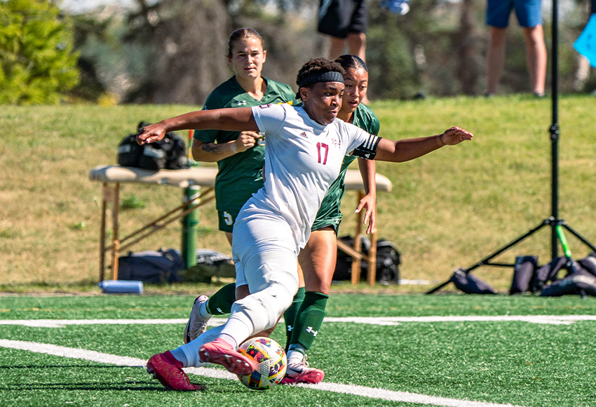 Grace Mwasalla and the Griffins will host the Calgary Dinos in their home opener on Saturday (Calvin Hui photo).