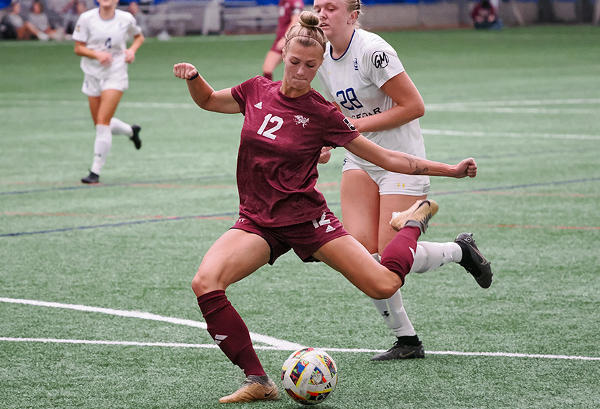 With goals in four-straight games, Sophie Lavallee leads the Griffins into a pair of key home games this weekend (Norman Bo photo).